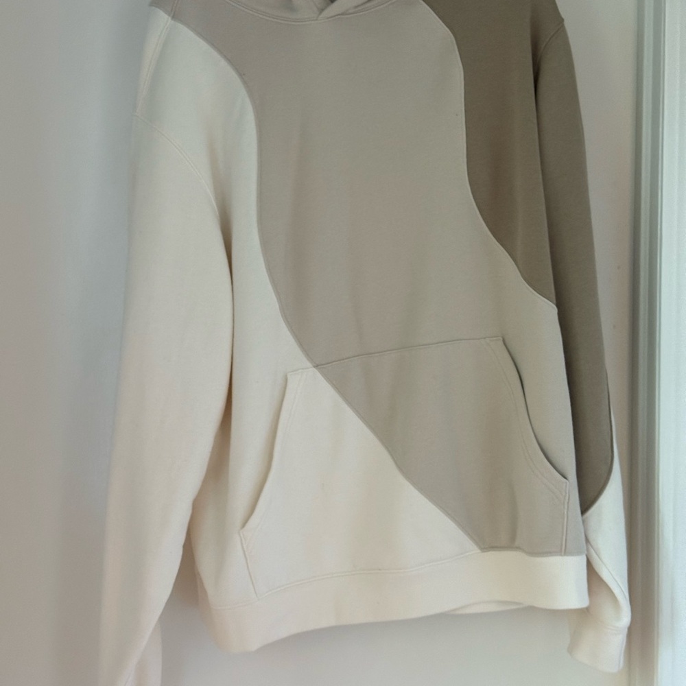 Alo Yoga Make Waves Hoodie